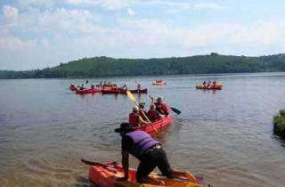  Canoa kayak en lago o río 